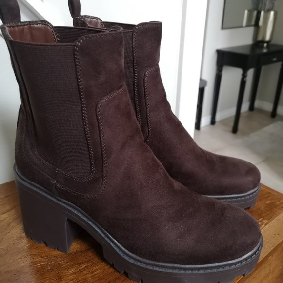 Faux Suede Platform Chelsea Boots - Picture 5 of 5